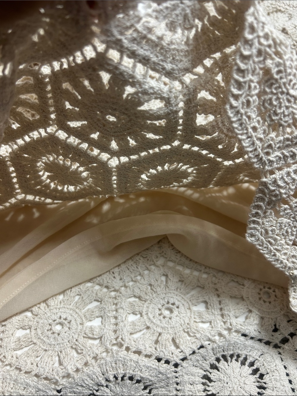 NWT (size M) Z Supply RAQUEL LACE CROPPED TOP - Picture 6 of 7
